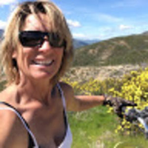 Meet your Posher, Denise